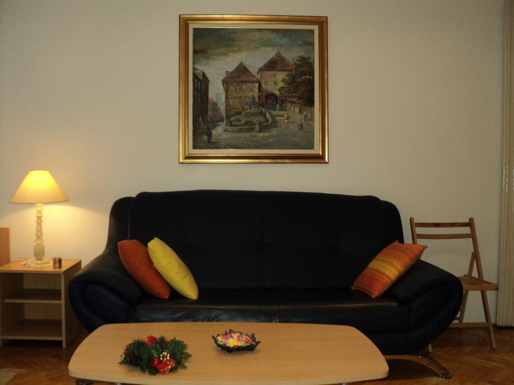 Apartment Horvat Zagreb Rum bild