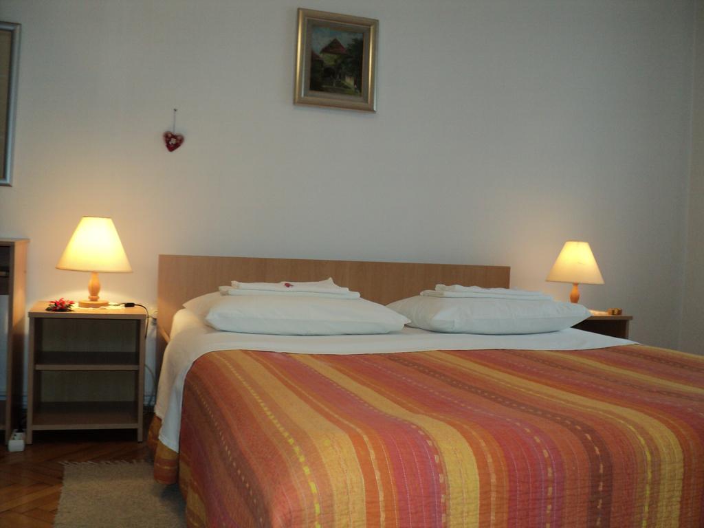 Apartment Horvat Zagreb Rum bild