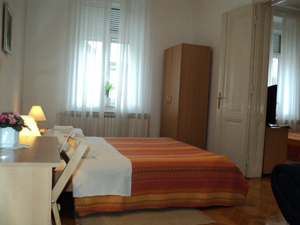 Apartment Horvat Zagreb Rum bild
