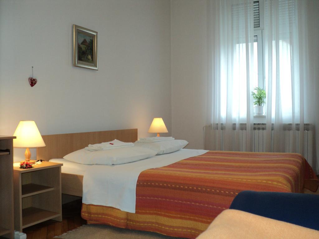 Apartment Horvat Zagreb Rum bild