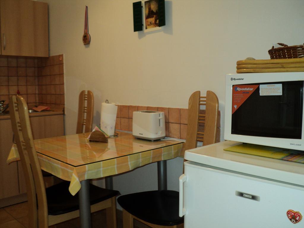 Apartment Horvat Zagreb Rum bild